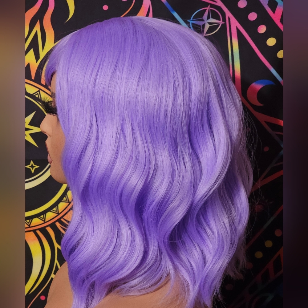 Wig - Picture 2 of 3